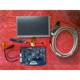 Pantalla LCD 1024x600 con entradas HDMI, DVI, VGA y CVBS (Vídeo compuesto) con panel táctil